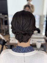 【高木美緒】お呼ばれヘアに大人気シニオンアレンジ