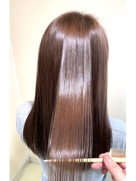 アズール 草加(azule) ツヤ髪　髪質改善トリートメント