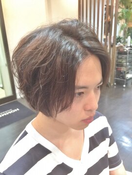 オムヘアーバイグルーマーズ(HOMME HAIR by GROOMER/S) ウエイト感・ミリタリー系・ミディアム・センターパート・櫻井