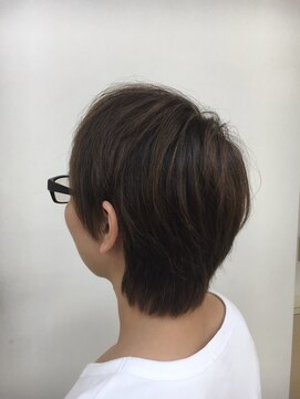 ヘアメイク リーフ 茂原店(HAIRMAKE Leaf) ナチュラルショート