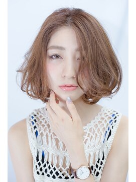 ルモア(RUMOR) 大人のゆるふわボブ