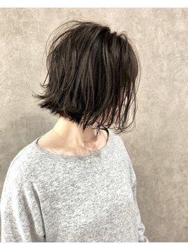 トワエモア バイ ブレス(toi et moi . by BLESS) 【 charcoal greige 】 bob