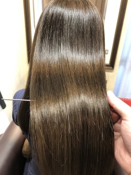 トゥーリ 筑紫野店(tuuli) 筑紫野 美容室 髪質改善 縮毛矯正 イルミナカラー