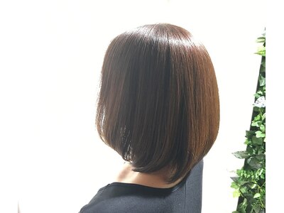 県内唯一ヘアエステ有★ダメージレスな白髪染めでツヤのある髪へ