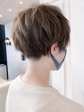 キャアリー(Caary) 福山ショートヘア人気Caary気になる刈り上げハンサムショート