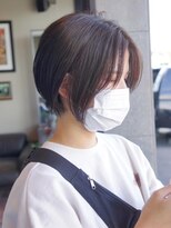 メゾン アヴァロ(Maison Avallo)&nbsp;グレージュカラーのショートボブ