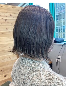 アトリエ タキ(atelier.taki) 大人の切りっぱなしボブ/透明感カラー/垂水
