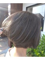 グラウンドブランシュ(ground branche)&nbsp;グレイカラー+ハイライト