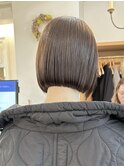 切りっぱなしボブぱつっとボブ髪質改善アッシュグレーベージュ