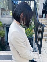 エルメ(Elme)&nbsp;襟足綺麗に収まるグラデーションボブ！　倉林泉