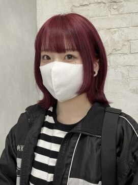 ハチ(HACHI) 個性派♪チェリーレッド