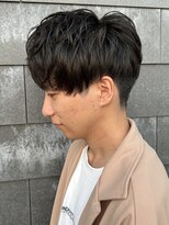 ヒュイル バイ ニアウ(Hwyl by Niau)&nbsp;メンズマッシュツーブロックスパイラルパーマニュアンスパーマ