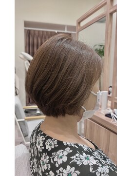 ソイルアヴェダ ららぽーと沼津店(SoilAVEDA) ふんわりショートボブ