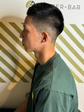 バーバーバー アカバネ(BARBER-BAR AKABANE) 伸ばし中におしゃれボウズ フェード ベリーショート#1