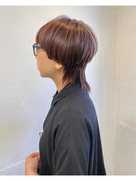 コニーズヘアサロン(Connie's Hair Salon) 光沢のある葡萄色マッシュウルフ