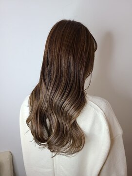 ジーナ 船橋(Zina) 髪質改善＊ロングレイヤーグレーベージュ＊美髪【Zina船橋】