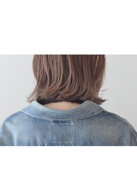 ライカ(Lycka) 切りっぱなしボブ