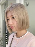 ボブミルクティーベージュブリーチダブルカラー堀江