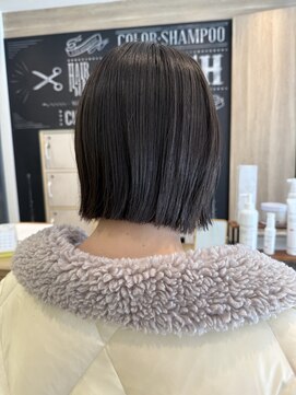 アース 三軒茶屋店(HAIR&MAKE EARTH) 三軒茶屋_レディース_ミディアム_ボブ_ぱっつんボブ_透明感_小顔