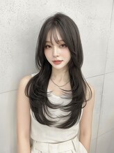 ネオリーブウリ 二子玉川店(Neolive uri)&nbsp;大人ガーリーダークアッシュ似合わせカットミディアムレイヤー