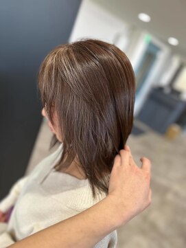 エルピス 大和店(elpis) 白髪を活かした白髪ぼかしハイライト