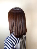 キャラ 池袋本店(CHARA)&nbsp;AVEDAカラーでレッドブラウン！ツヤカラー【ウルフカット/大村】