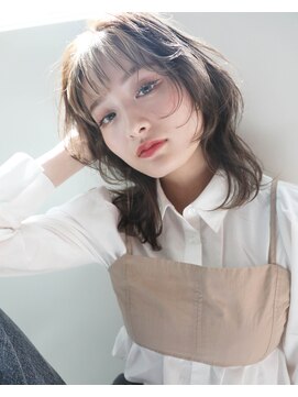 キングスベリー(Hair Relaxation King's Berry) フェイスレイヤーミディアムハッシュカット