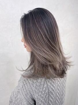 ジゼル(gisele) バレイヤージュ