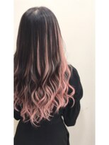 ビューティ スタジオ モッズ トウキョウ(beauty studio M.O.D TOKYO) ブラック×ピンクグラデーション