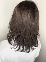 モルニ(MORNI)&nbsp;アッシュグレー_マロンベージュ Aラインボブ かきあげ