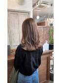 大人可愛い20代30代40代レイヤーベージュカラー