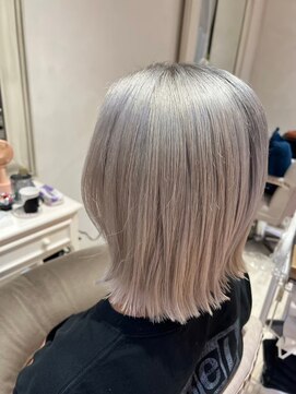 ナンバー ユアイロ 川崎(N° uairo) 【末安】ハイトーンシルバー