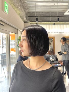 アドア 横浜(ADORE) 【ADORE横浜】ぱっつんミニボブ