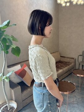 ラヴィズム 小新店(LUVISM) ショートカット丸みショート耳掛けひし形小新潟西区　小新