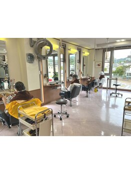 《丁寧なカウンセリング》お客様の「髪」のことを第一に考えて施術いたします★ぜひご相談ください！