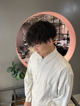 イル(il) 波巻きパーマ