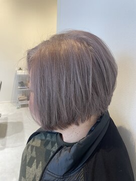 ルーム 富木島店(room) 前下りボブ/シルバーカラー