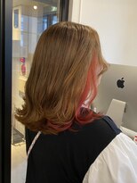 アコロン(acoron)&nbsp;ミディアムレイヤー×インナーカラー