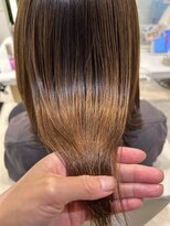 ケンジ 平塚 アネッタ(KENJE annetta)&nbsp;【sins】髪質改善ストレート