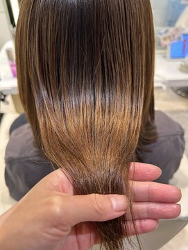 ケンジ 平塚 アネッタ(KENJE annetta) 【sins】髪質改善ストレート