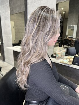 アミ(Ammi) ◆ハイライト/イルミナカラー/ウルトワ/髪質改善/縮毛矯正/学割