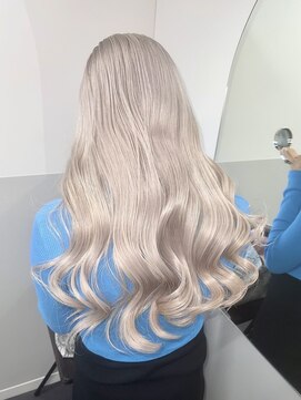 エゴ 池袋(EGO) パールホワイト