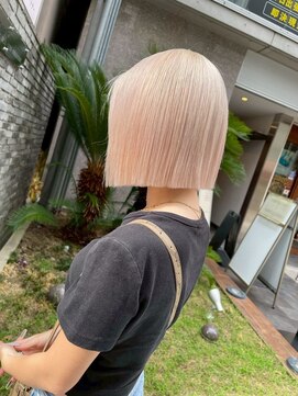 レイム(LAME) レイヤーカット ショートウルフ くびれボブ 前下がりボブ