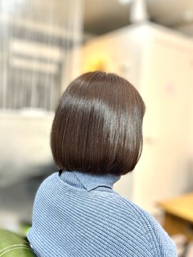 オーワンシーオー(o1co) 【 ボブ / 髪質改善カラー / 艶髪 】