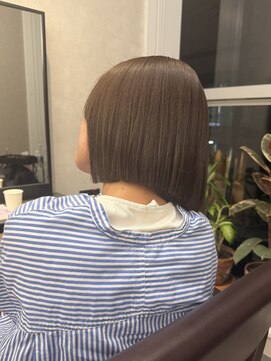 フォト 武蔵小杉(foto) 切りっぱなしボブ/ぷつっとボブ/オリーブベージュ