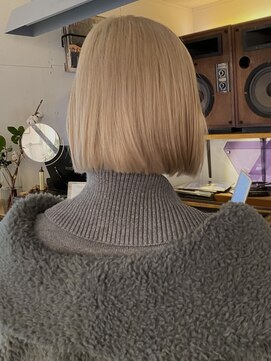 アンプラグド(unplugged) ニュアンスボブパーマブードルパーマフェザーパーマダウンパーマ