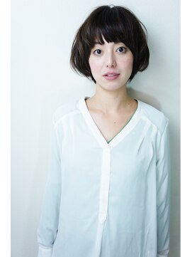 ルエ(rue) ダークトーンでもオシャレに魅せる☆イノセントショートボブ