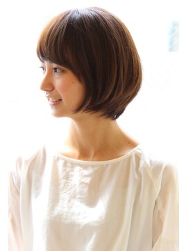 レウナ 外苑前(Reuna) 【３０代・４０代・５０代】大人の女性に人気の丸みボブ