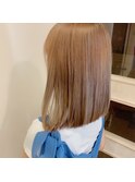 オレンジベージュ