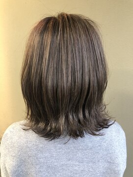 シャンプーボーイエイムス(SHAMPOO BOY aims) ハイライトたっぷりボブ